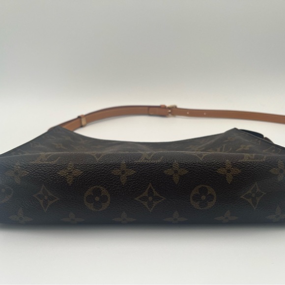 Louis Vuitton Brown Monogram Toilette 25 - Picture 10 of 11